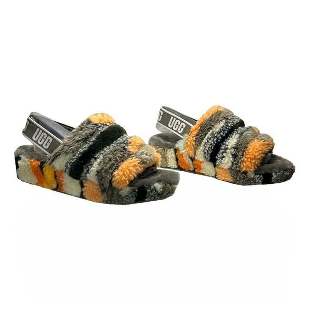 UGG, Women’s Fluff Yeah Slide Sheepskin Slipper in Cali Collage Olive, Size 9 US - Picture 10 of 13